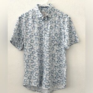 International Report 4 - Way Stretch Blue/White Print Short Sleeve - Size Medium